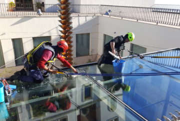 LIMPIEZA Y RESELLADO DE CRISTALES